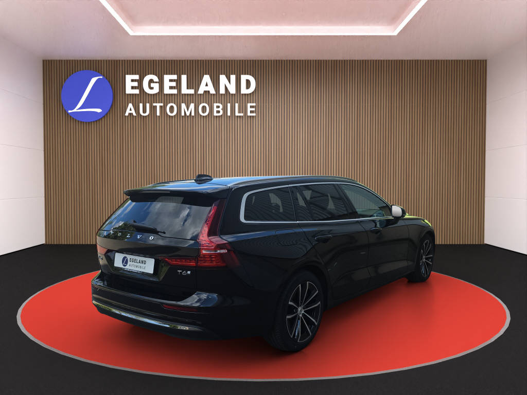 VOLVO V60 2.0 T6 TE Ultra Bright eAWD-image-3