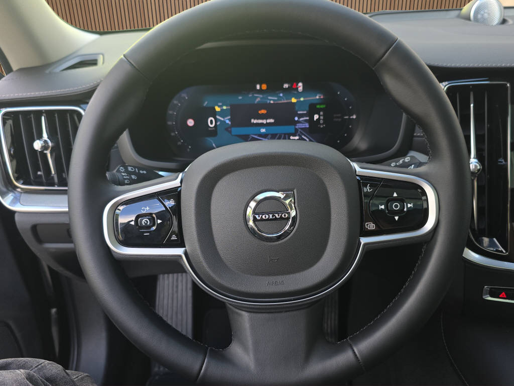 VOLVO V60 2.0 T6 TE Ultra Bright eAWD-image-14
