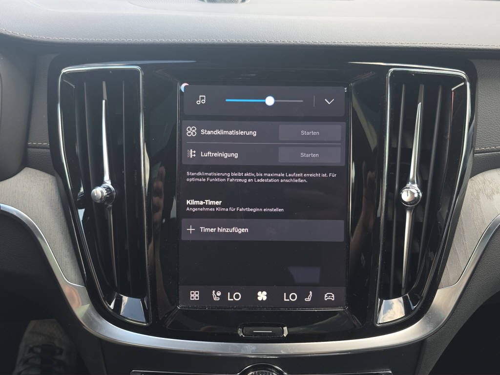 VOLVO V60 2.0 T6 TE Ultra Bright eAWD-image-18