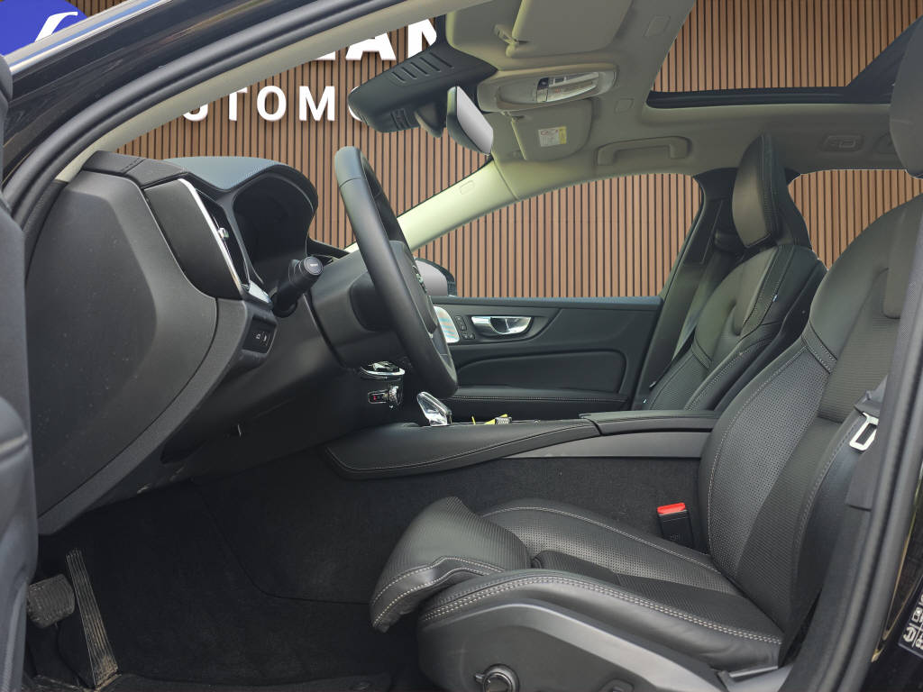 VOLVO V60 2.0 T6 TE Ultra Bright eAWD-image-11