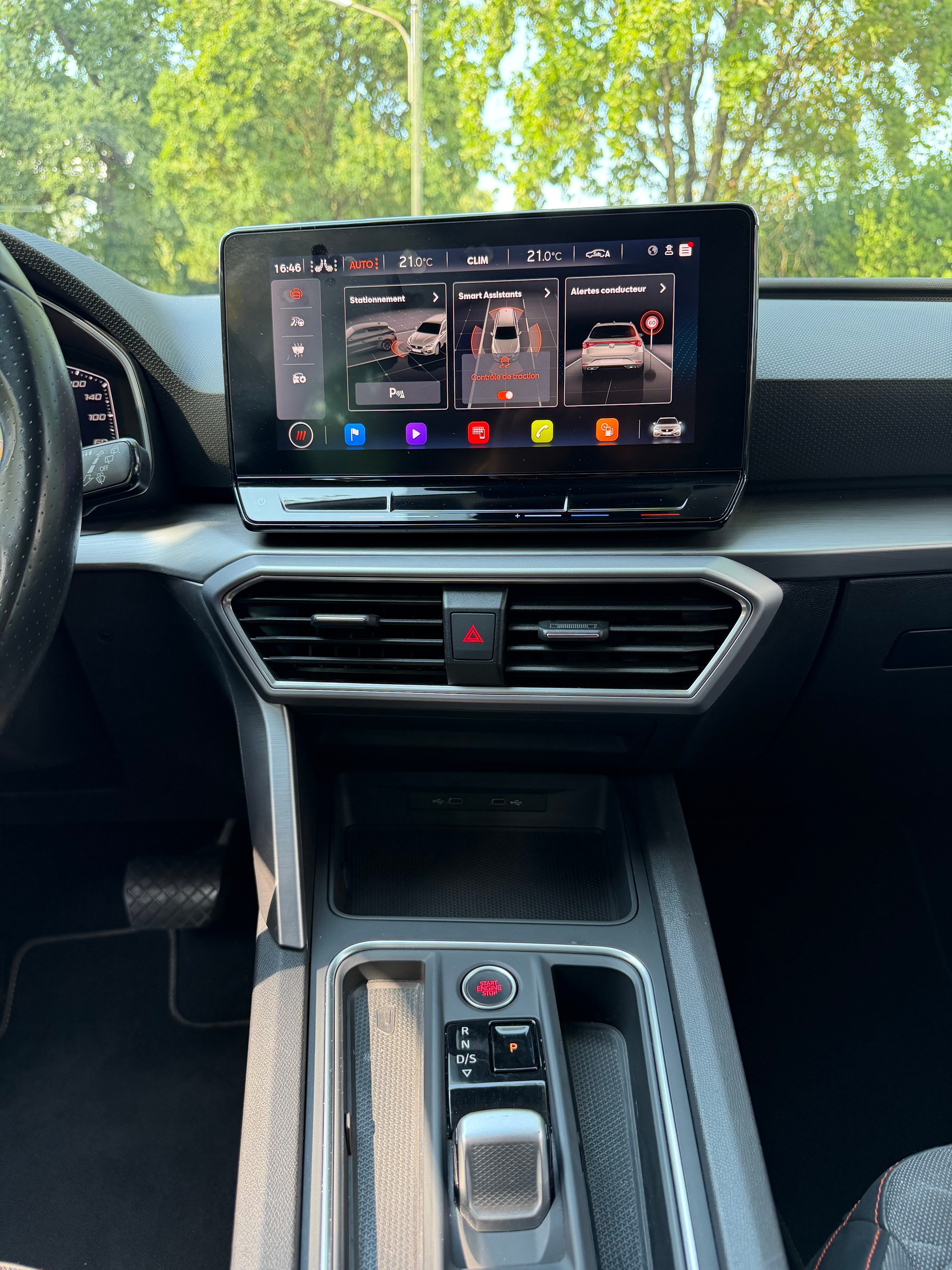 SEAT Leon ST 1.5 eTSI mHEV DSG FR-image-9