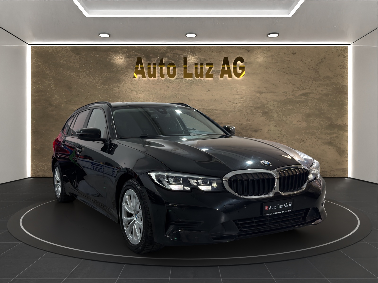 BMW 318d 48V Touring Steptronic-image-6