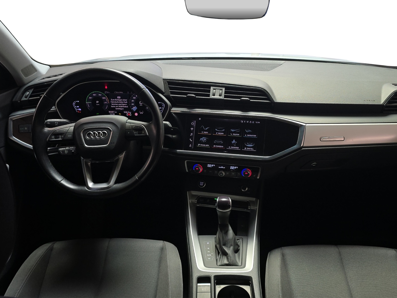 AUDI Q3 45 TFSI e S-tronic-image-10