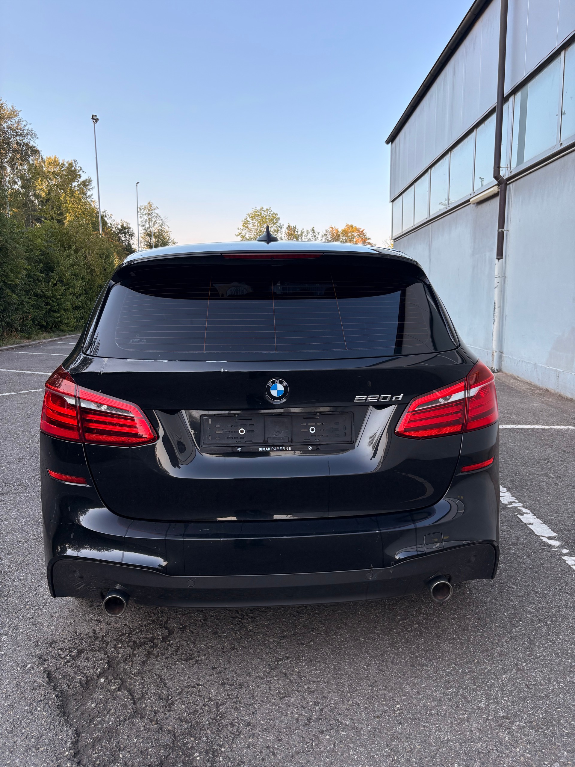 BMW 220d Active Tourer Sport Line Steptronic-image-5