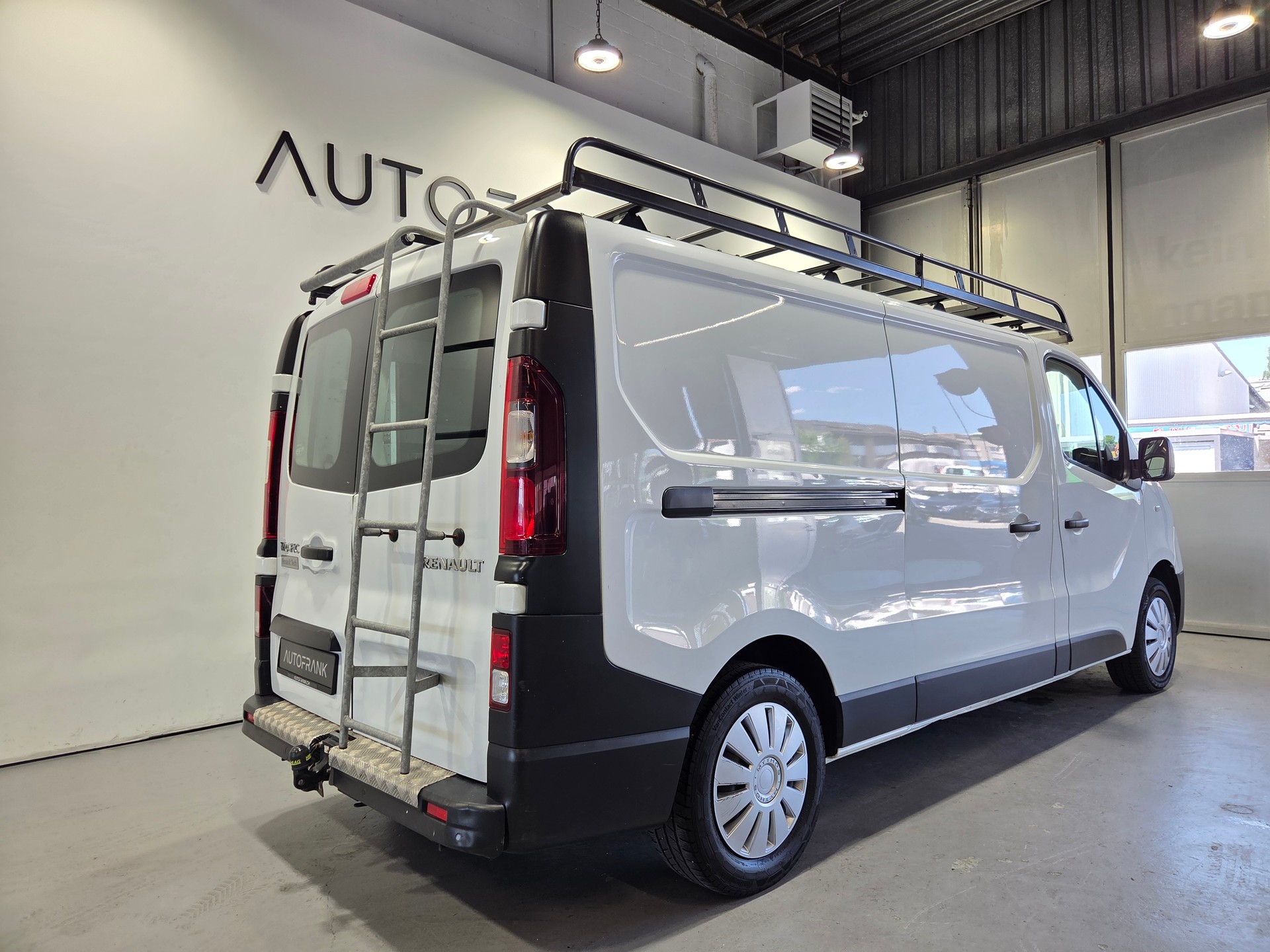 RENAULT Trafic Kaw. 2.9 t L2 H1 1.6 dCi 125 TwinTurbo Business-image-3