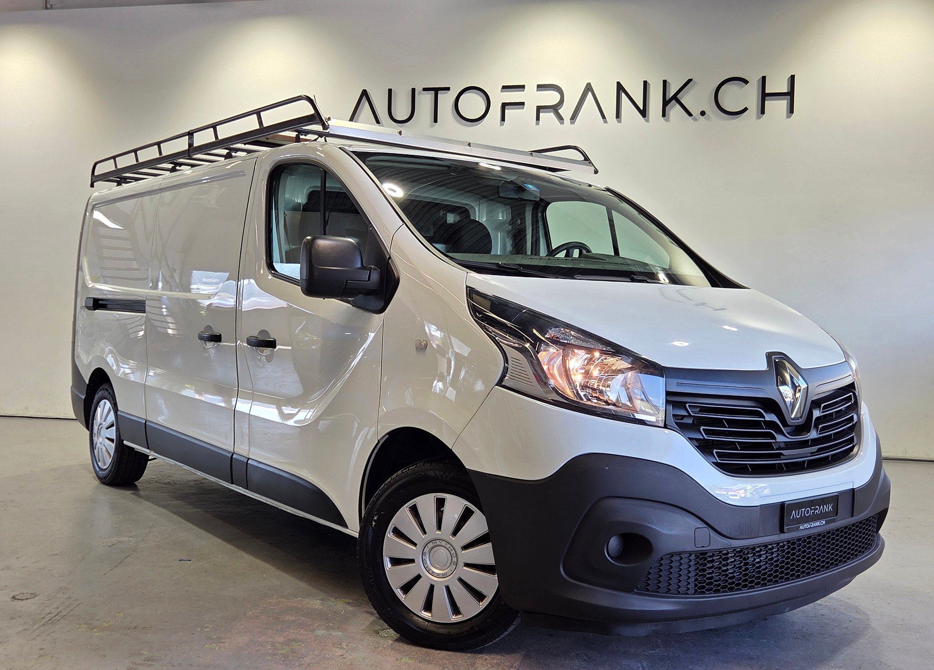 RENAULT Trafic Kaw. 2.9 t L2 H1 1.6 dCi 125 TwinTurbo Business-image-16