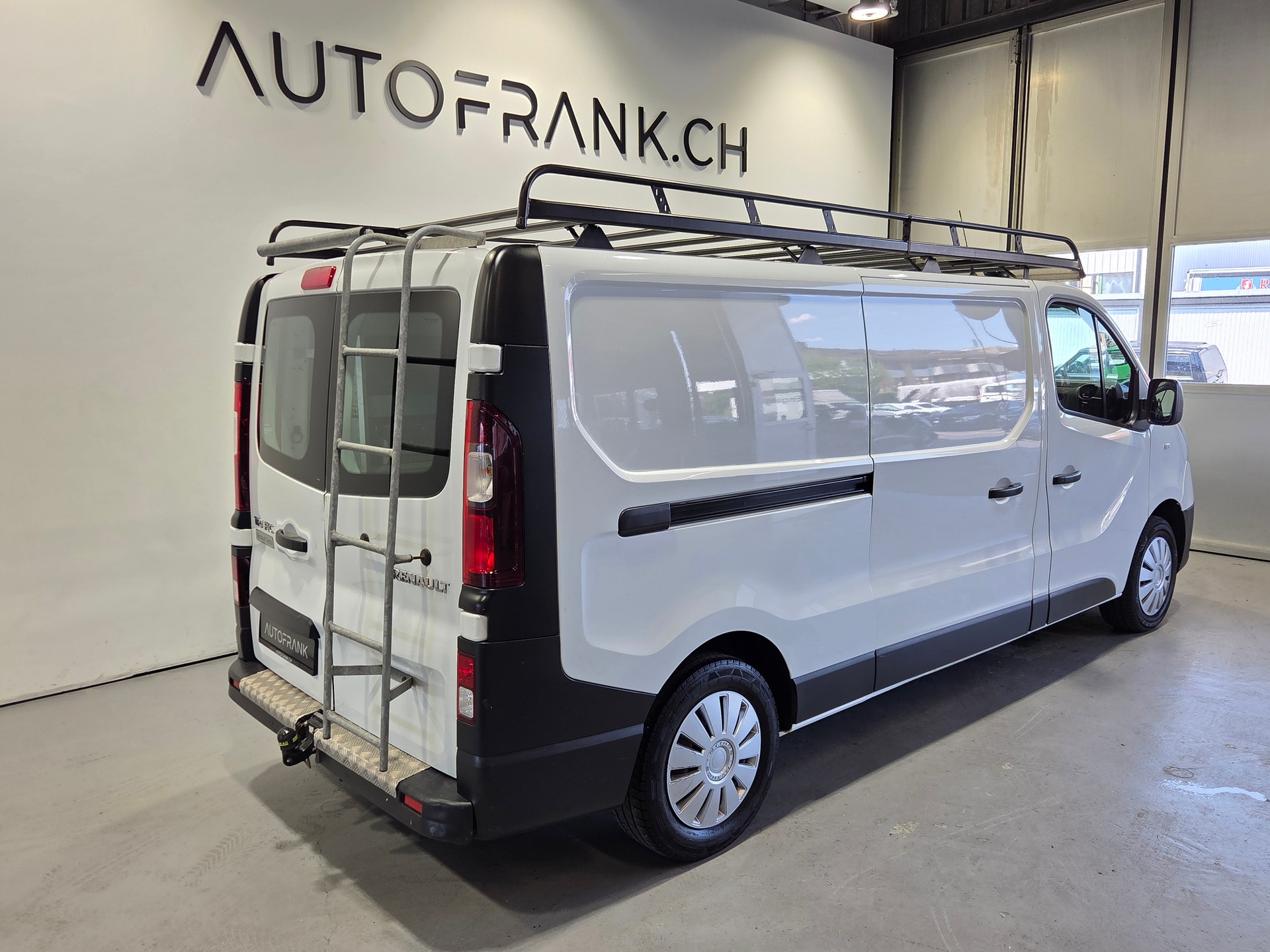 RENAULT Trafic Kaw. 2.9 t L2 H1 1.6 dCi 125 TwinTurbo Business-image-4