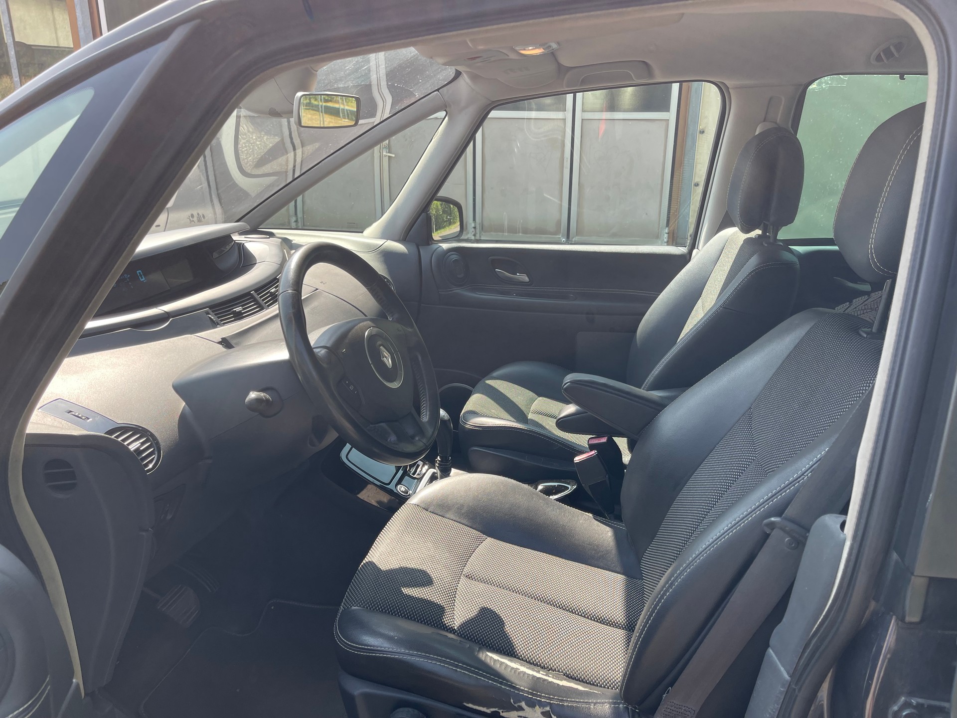 RENAULT Espace 2.0 dCi Dynamique Automatic-image-6
