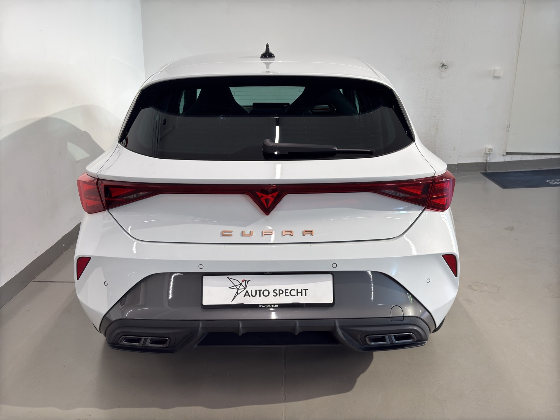CUPRA LEON 1.5 TSI DSG-image-5