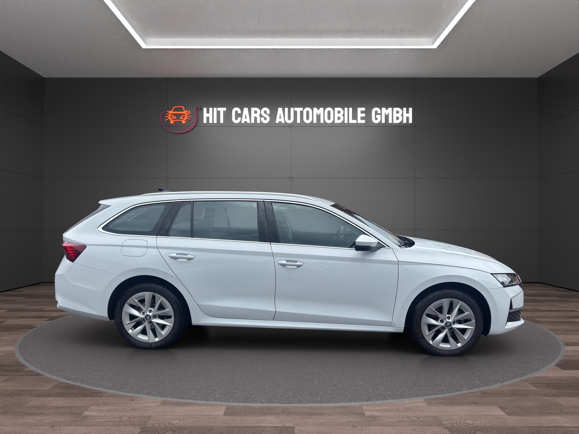 SKODA Octavia Combi 2.0 TDI DSG Selection-image-3