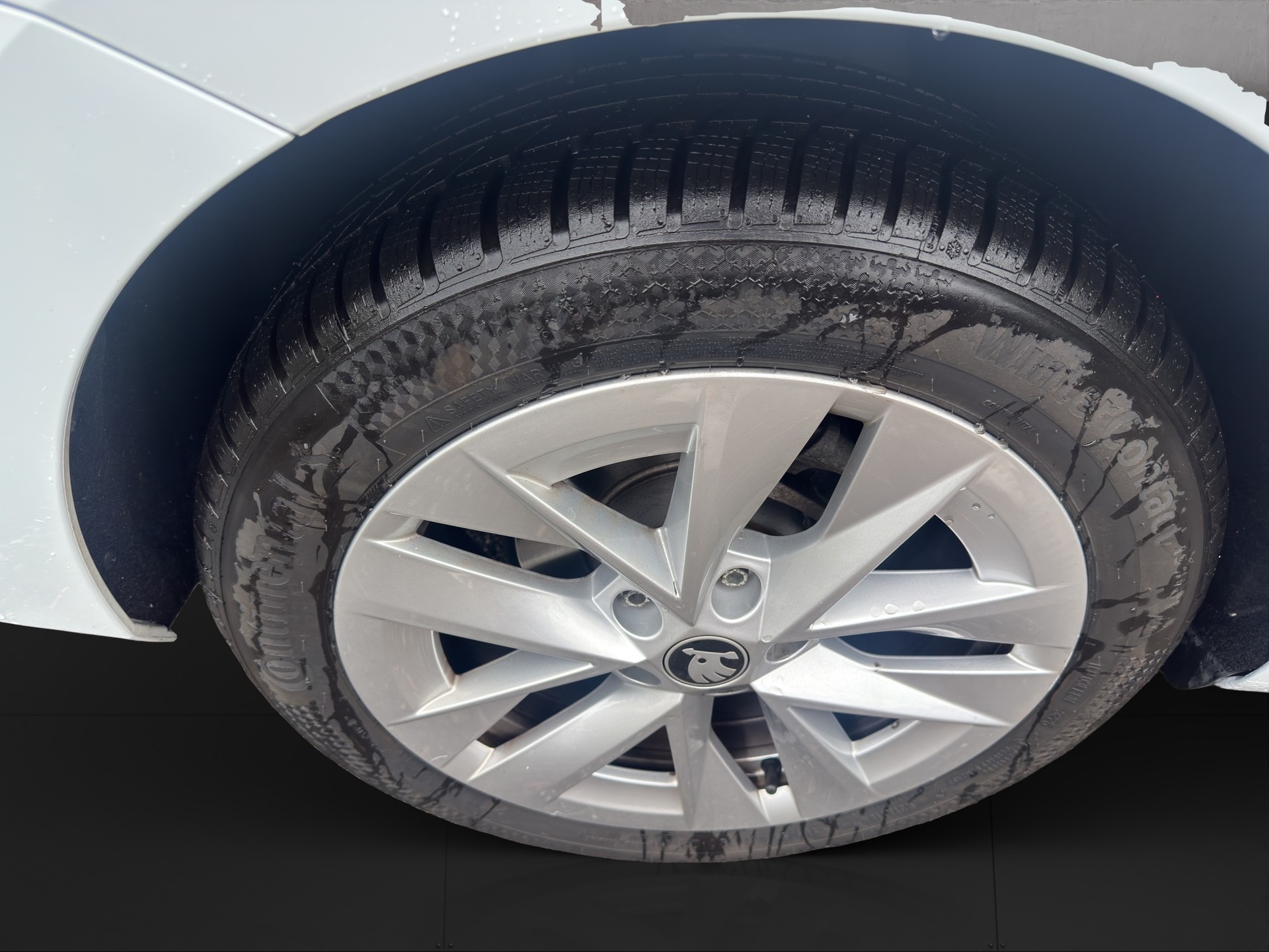SKODA Octavia Combi 2.0 TDI DSG Selection-image-14