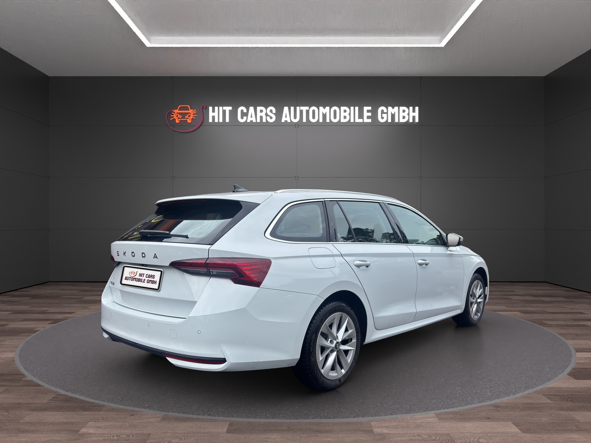 SKODA Octavia Combi 2.0 TDI DSG Selection-image-4