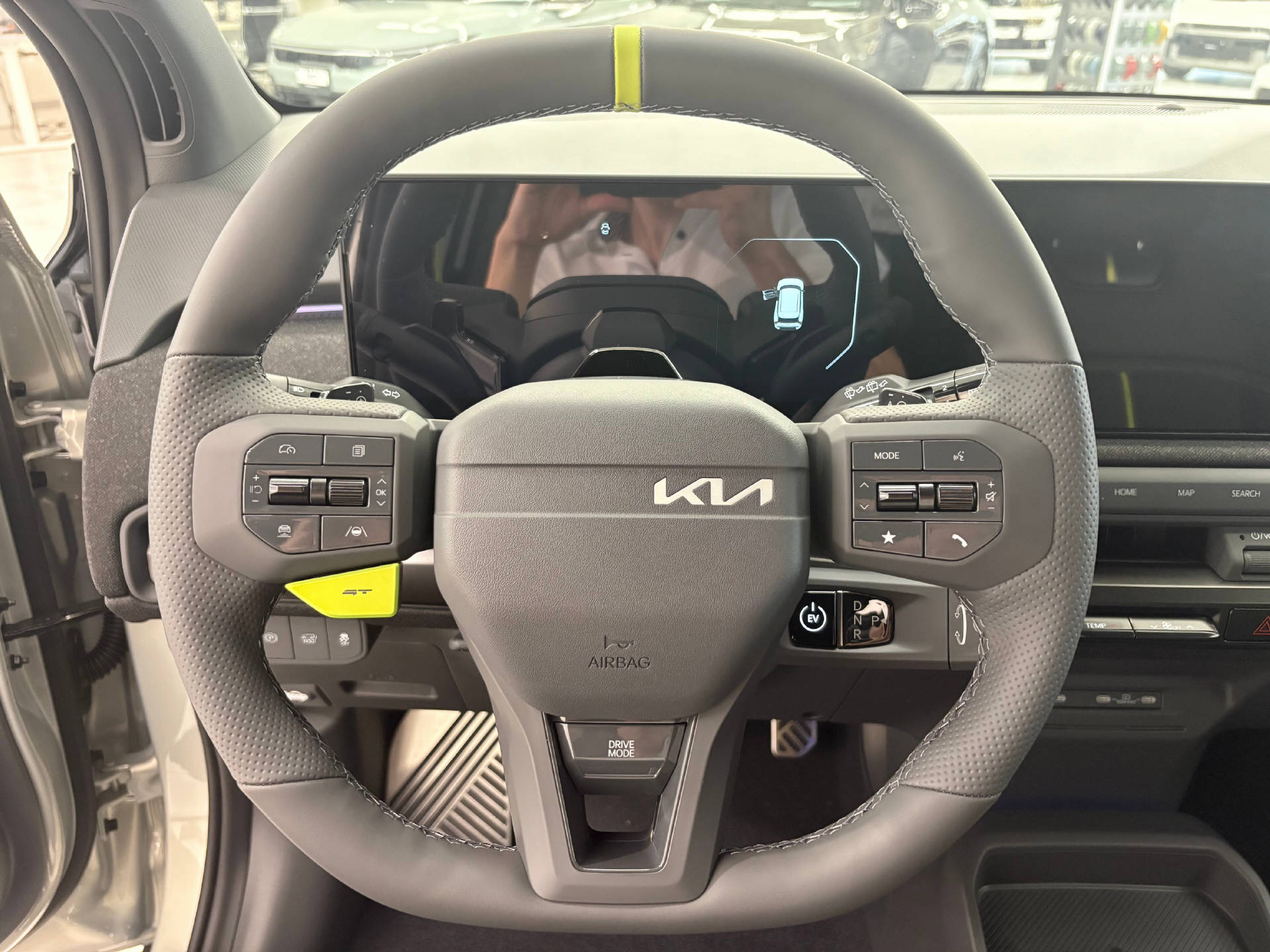 KIA EV3 81 kWh GT 4x4-image-9