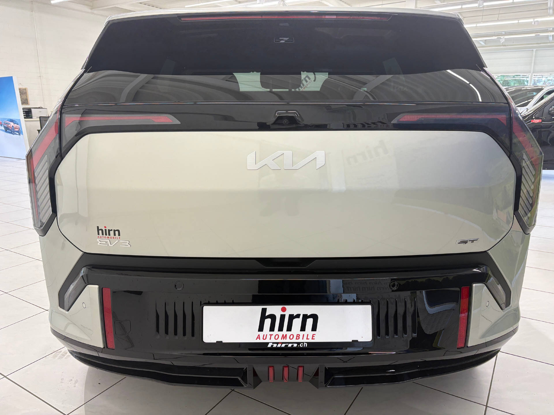 KIA EV3 81 kWh GT 4x4-image-5