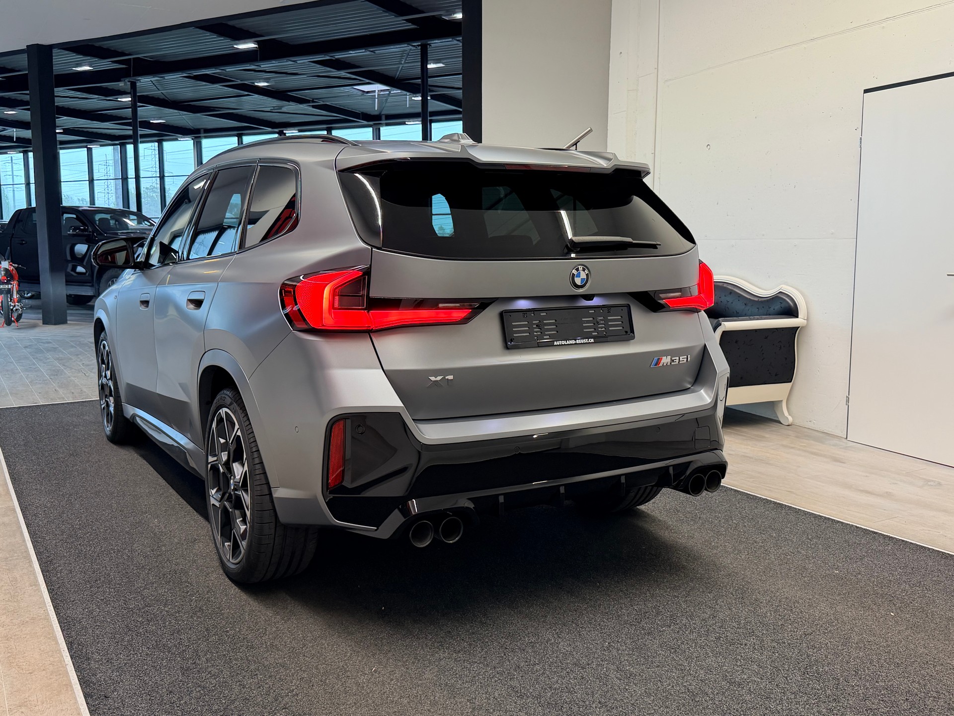 BMW X1 xDrive M35i-image-6