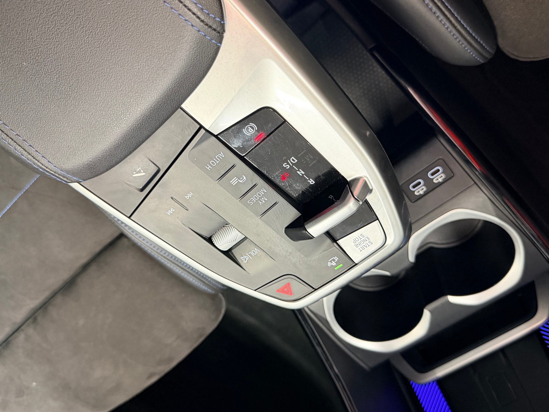 BMW X1 xDrive M35i-image-20