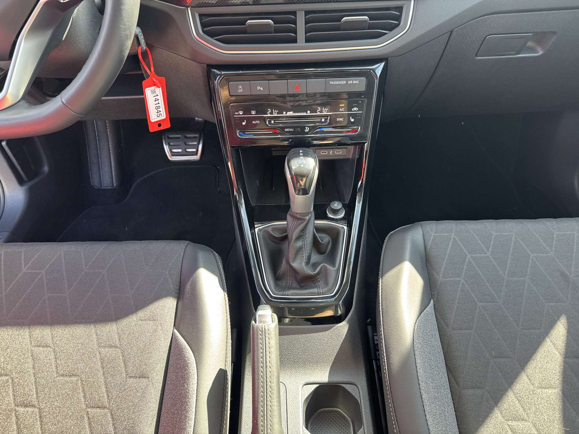 VW T-Cross 1.0 TSI EVO Life GOAL DSG-Automat-image-11