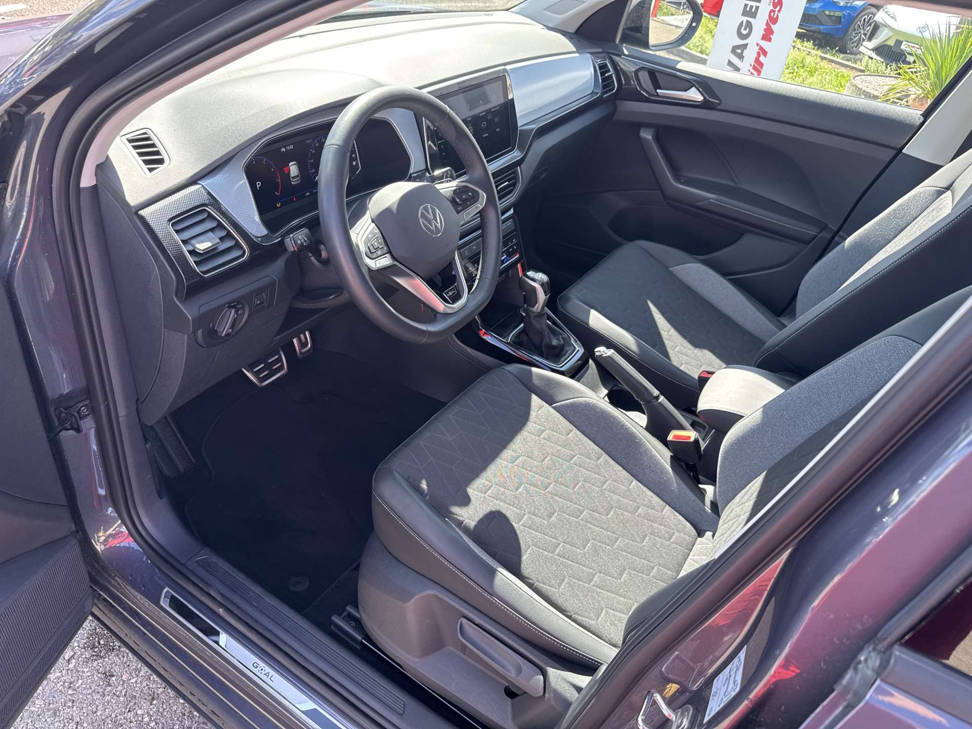 VW T-Cross 1.0 TSI EVO Life GOAL DSG-Automat-image-5