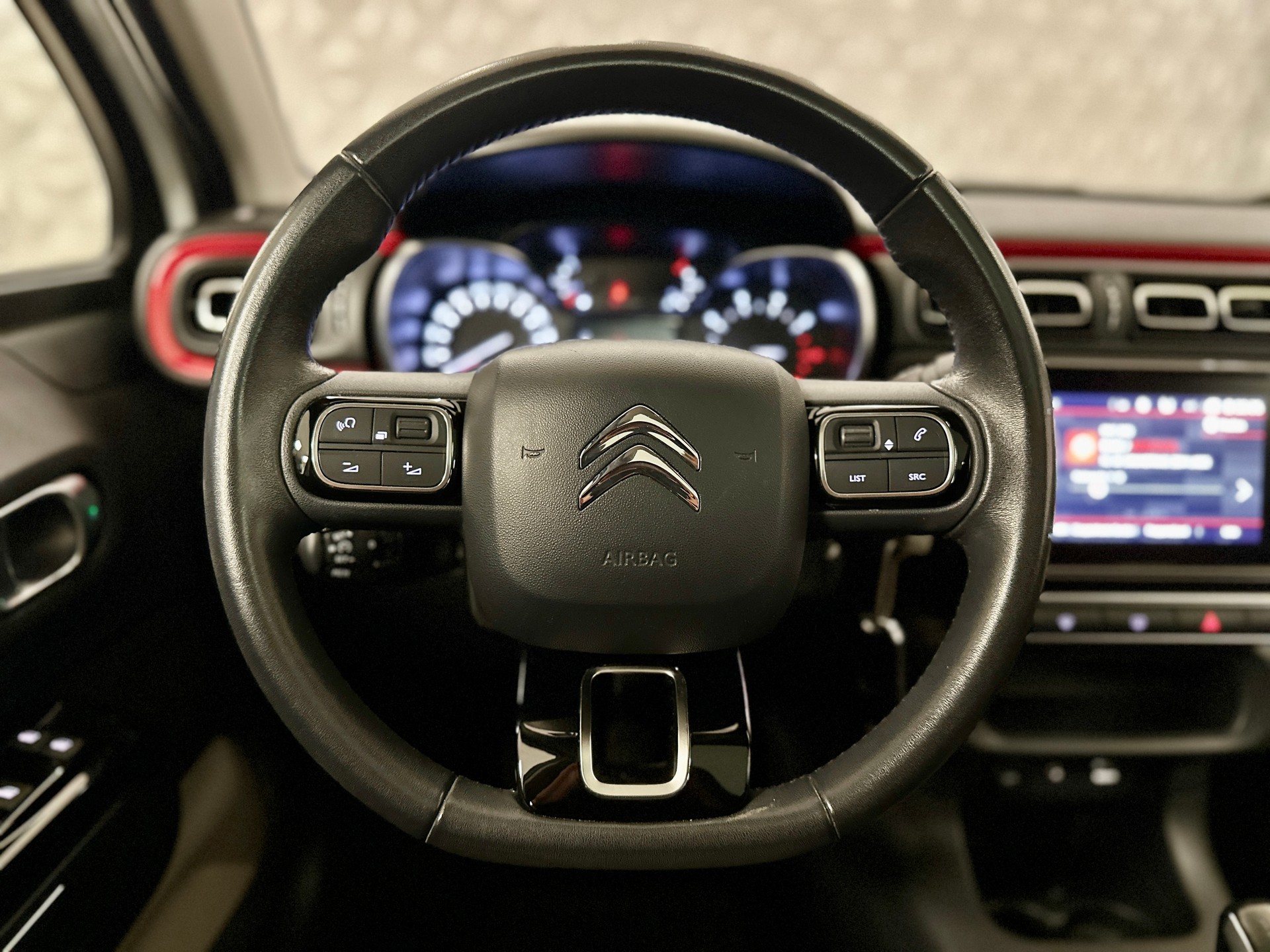 CITROEN C3 1.2i PureTech Shine-image-19