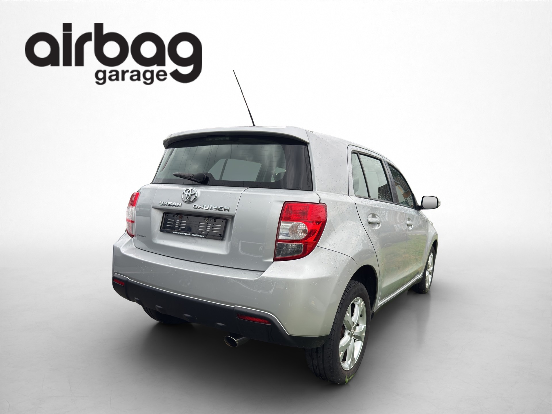 TOYOTA UrbanCruiser 1.4 D-4D Linea Luna 4WD-image-4