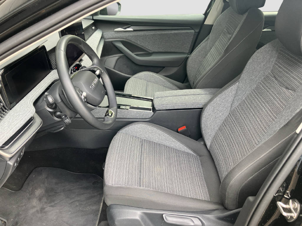 SKODA Superb Combi 2.0 TDI Selection 4x4 DSG-image-10