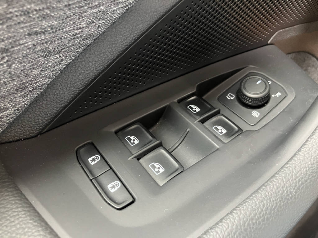 SKODA Superb Combi 2.0 TDI Selection 4x4 DSG-image-18