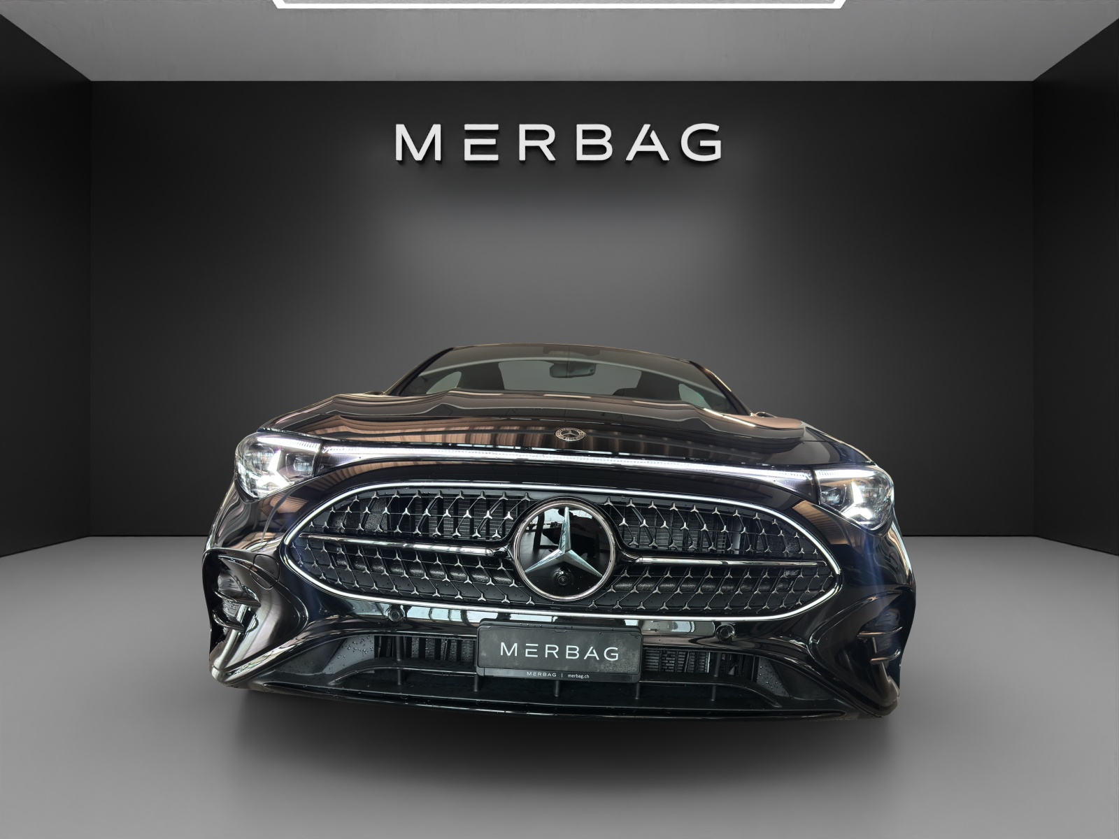 MERCEDES-BENZ CLA 200 8G-DCT 4Matic-image-1