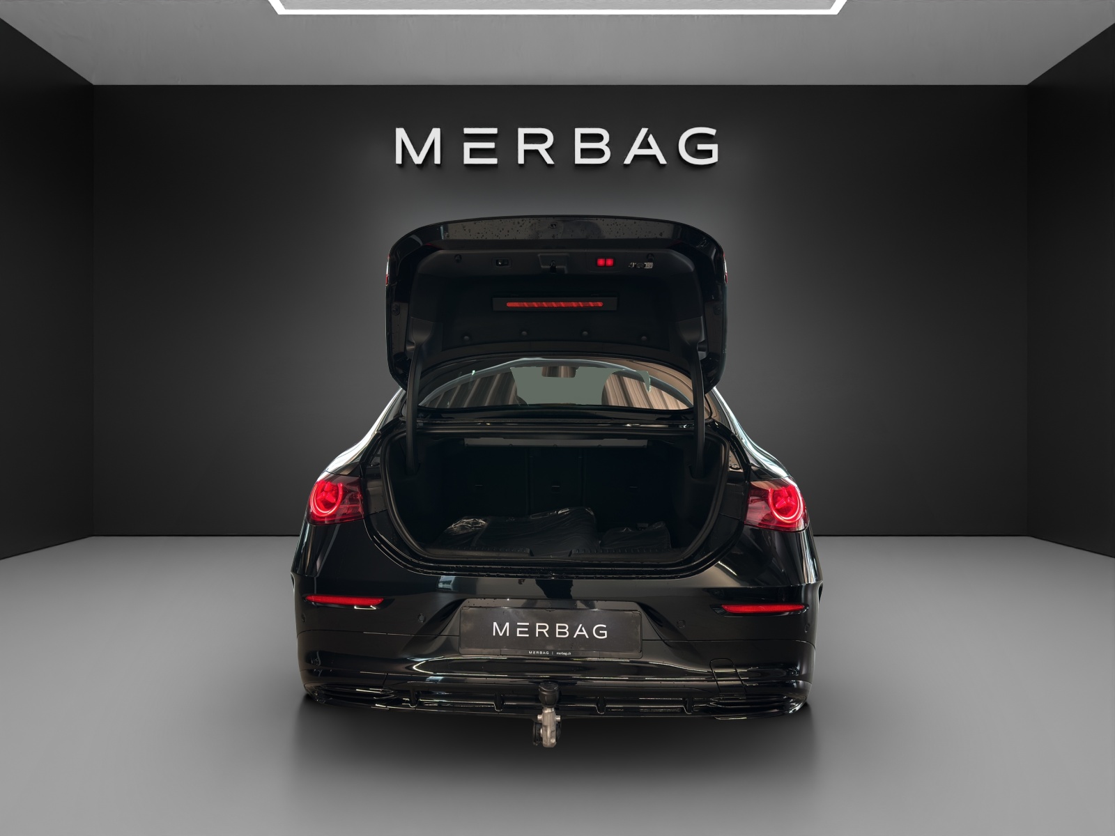MERCEDES-BENZ CLA 200 8G-DCT 4Matic-image-6