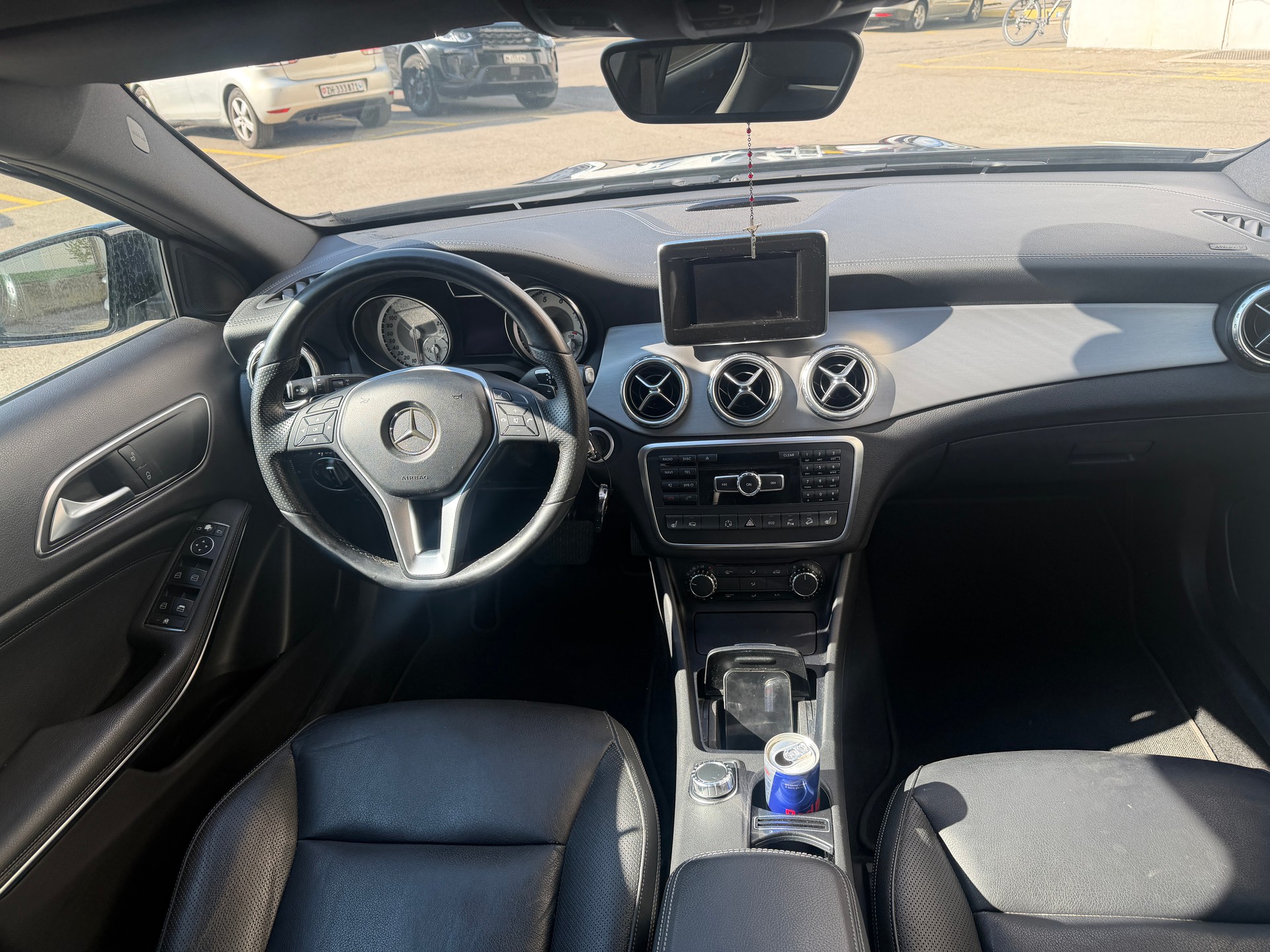 MERCEDES-BENZ GLA 250 4Matic 7G-DCT-image-7