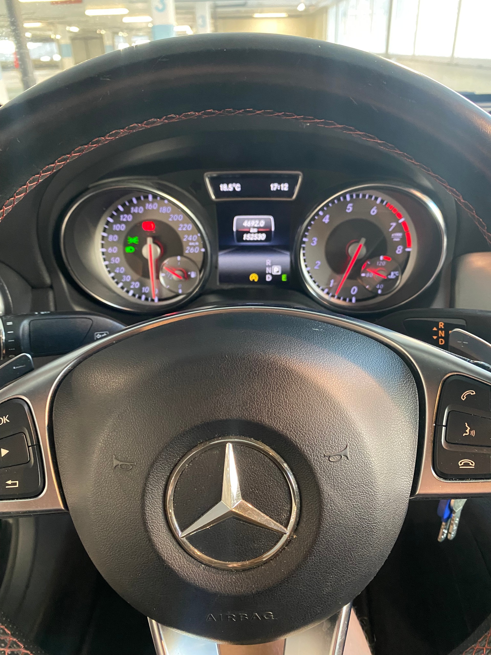 MERCEDES-BENZ CLA 250 4m-image-3