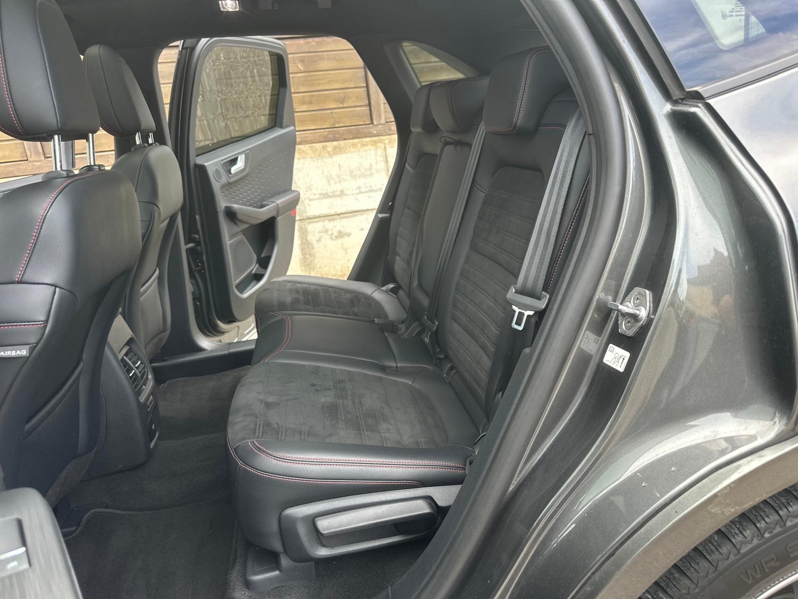 FORD Kuga 2.5 PHEV ST-Line X 2WD-image-10