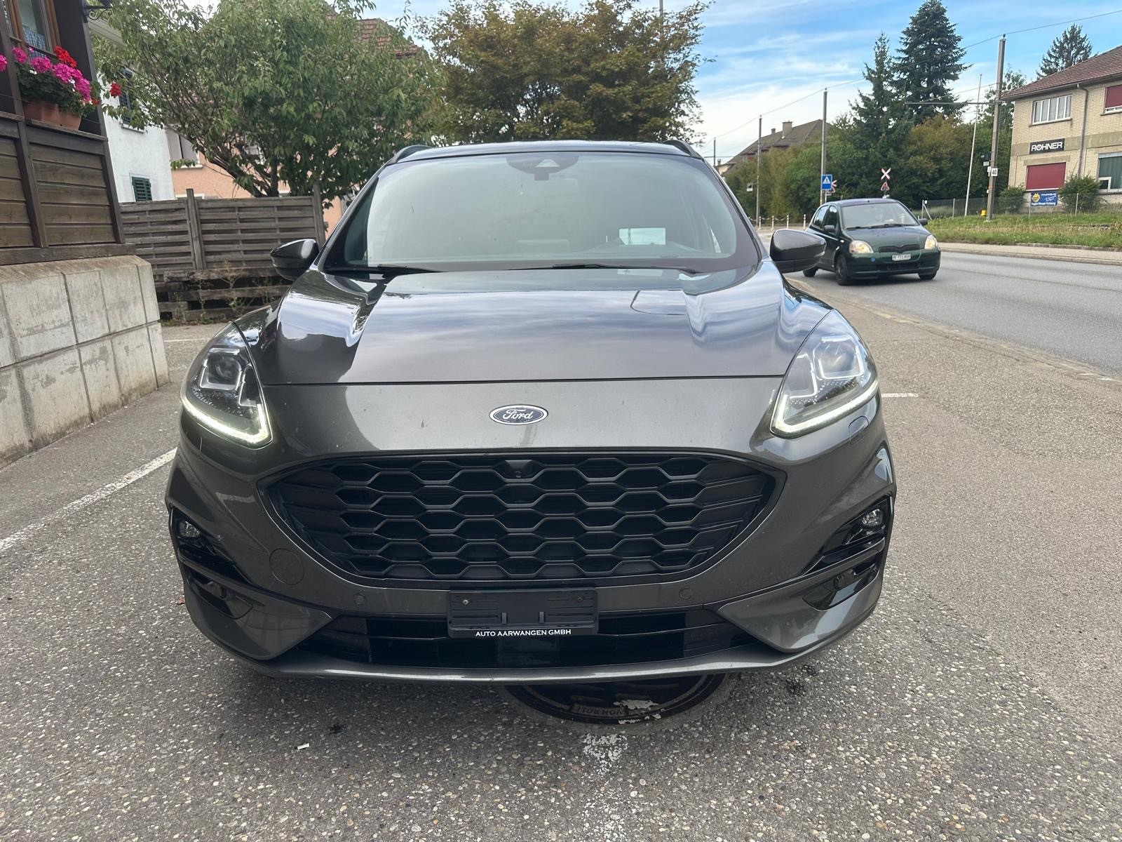 FORD Kuga 2.5 PHEV ST-Line X 2WD-image-4