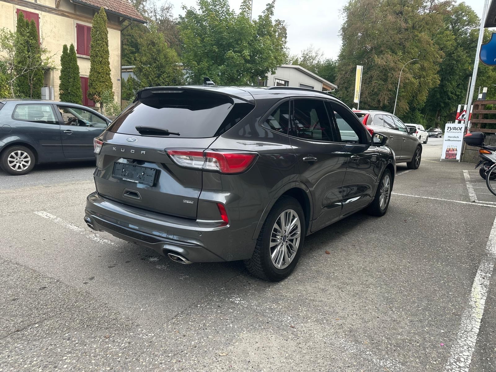 FORD Kuga 2.5 PHEV ST-Line X 2WD-showroom-element-3