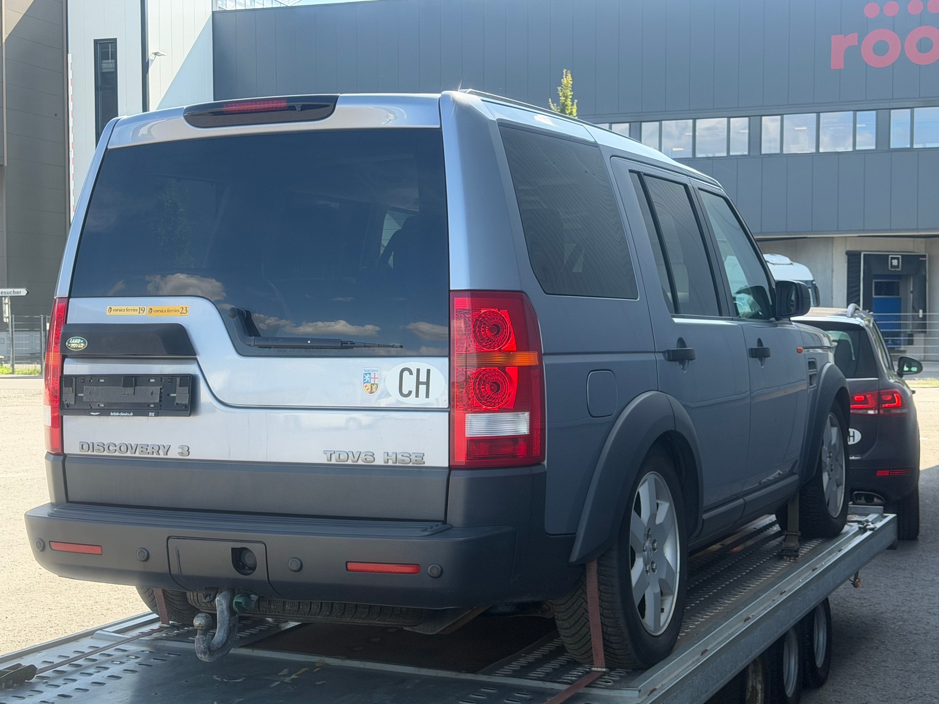 LAND ROVER Discovery 2.7d V6 SE Automatic-image-4