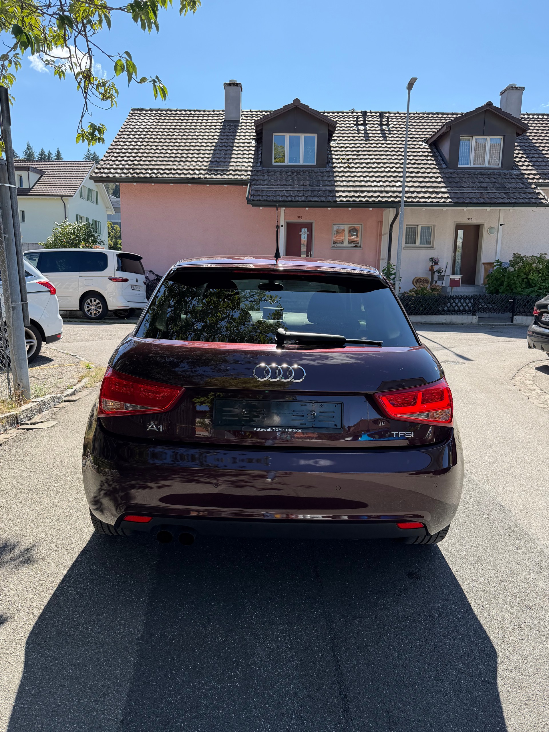 AUDI A1 1.4 TFSI Attraction S-tronic-image-4