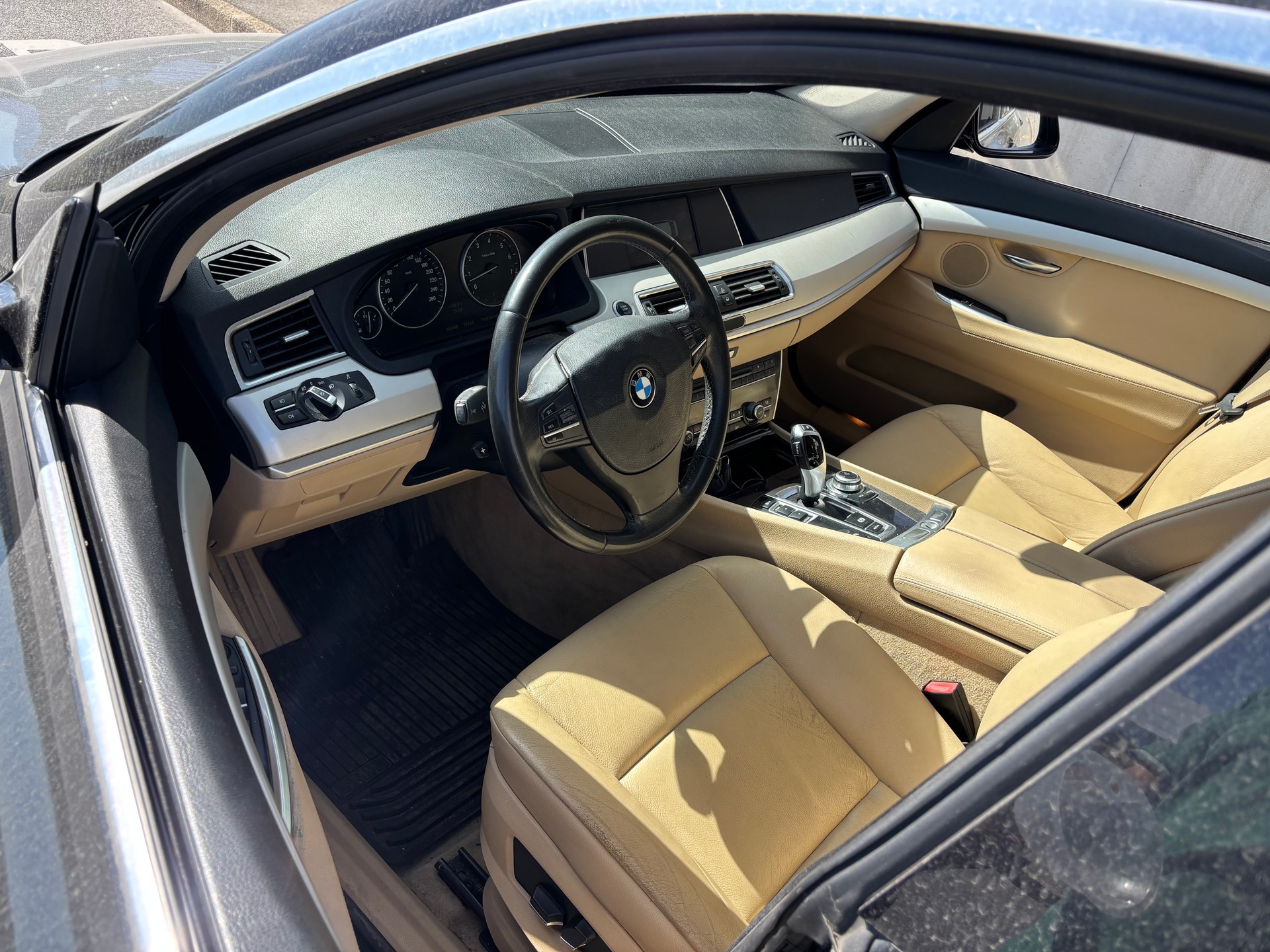 BMW 535i GT Steptronic-image-10