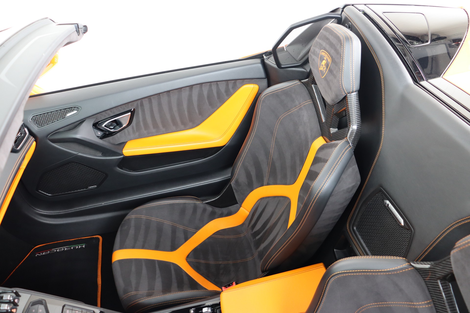 LAMBORGHINI Huracan LP610-4 Spyder DCT-image-13