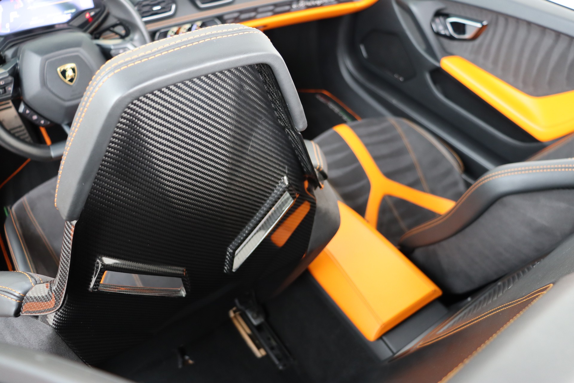 LAMBORGHINI Huracan LP610-4 Spyder DCT-image-10