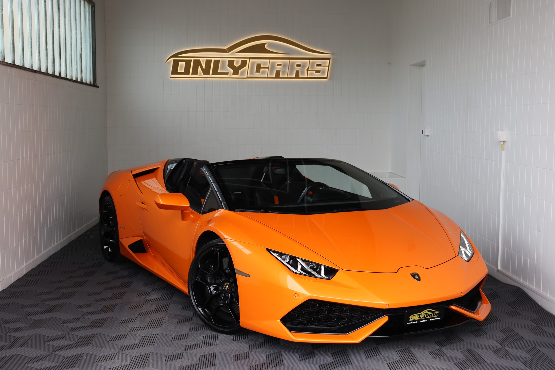 LAMBORGHINI Huracan LP610-4 Spyder DCT-image-26