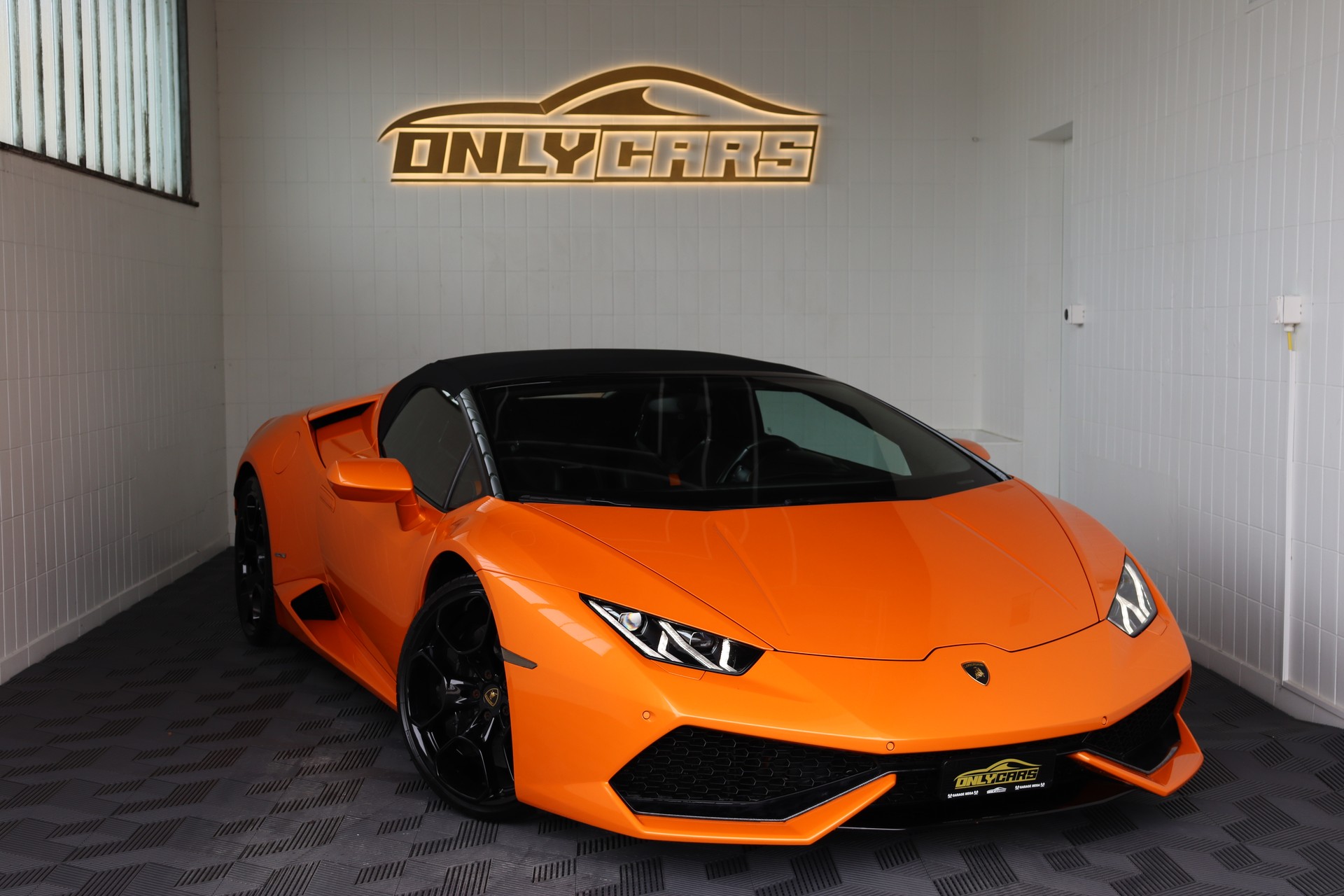 LAMBORGHINI Huracan LP610-4 Spyder DCT-image-0