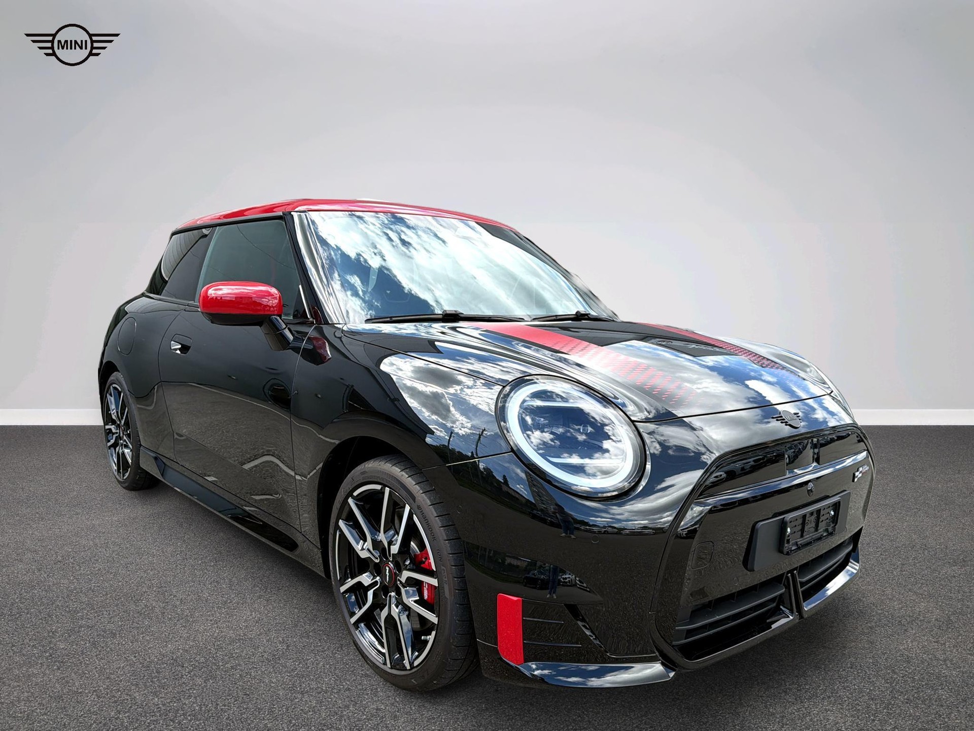 MINI Cooper eJCW-image-11