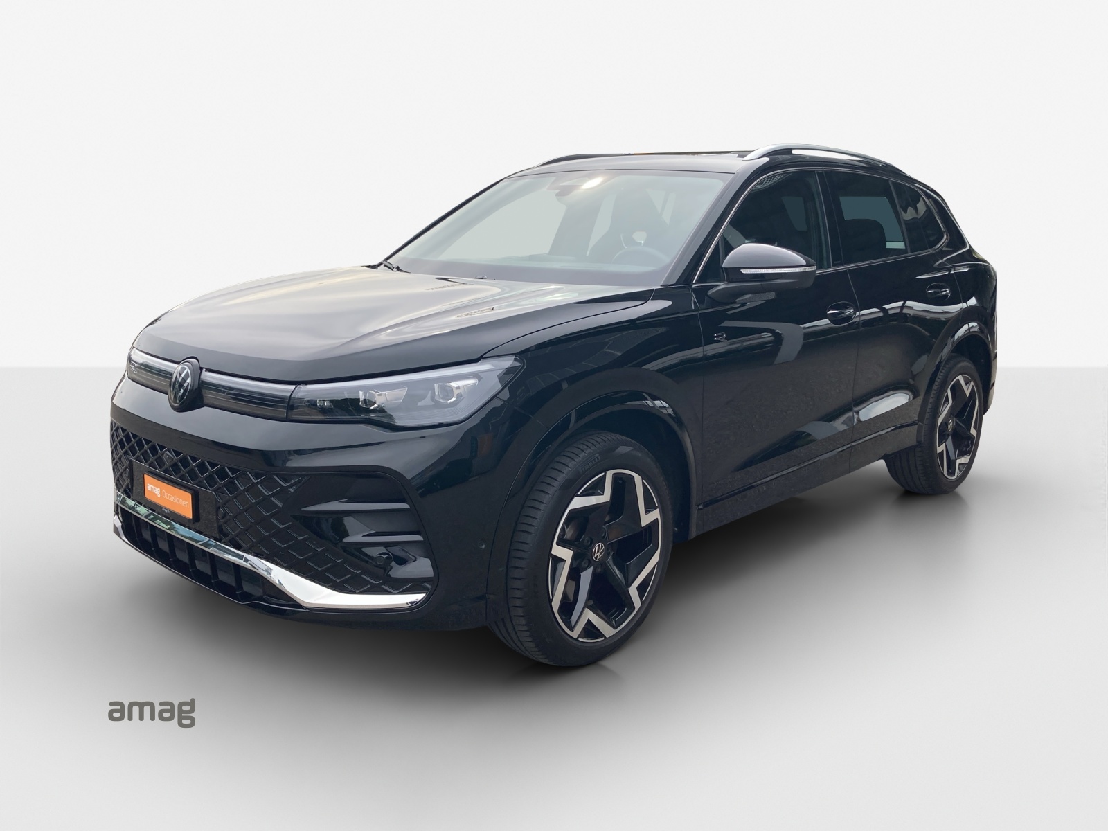 VW Tiguan 2.0 TSI DSG R-Line 4Motion-image-0