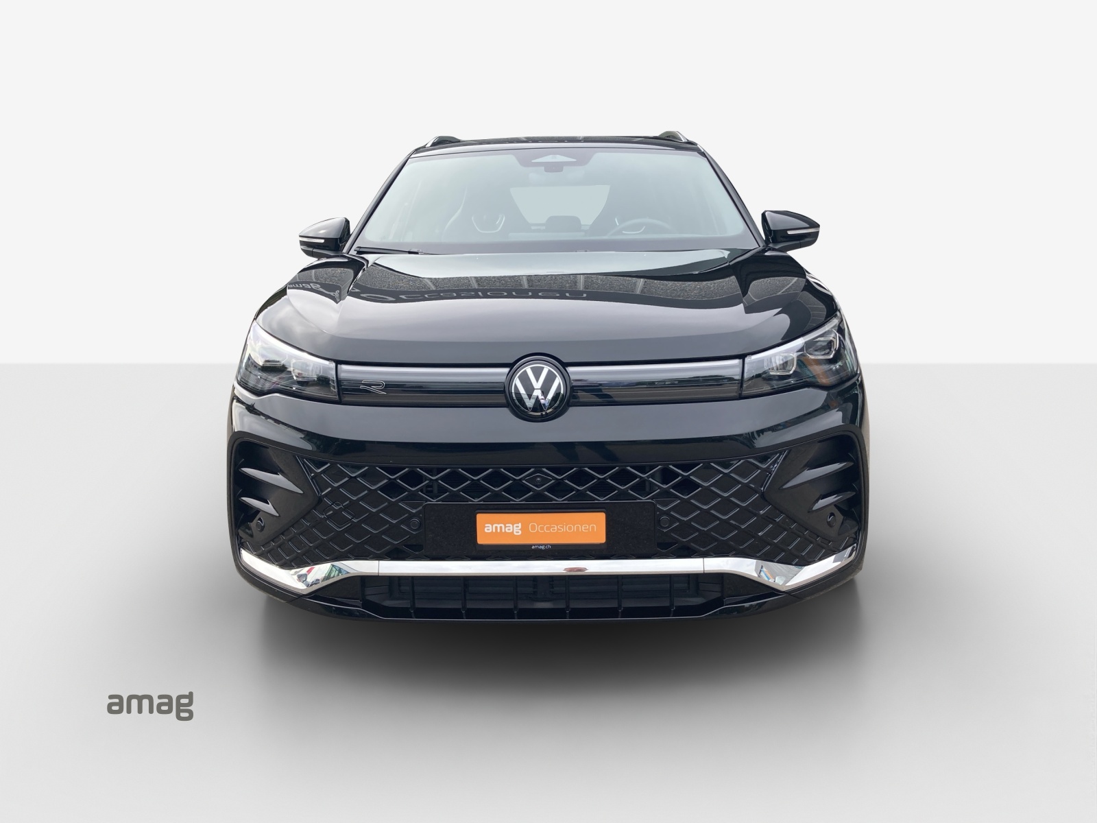 VW Tiguan 2.0 TSI DSG R-Line 4Motion-image-6