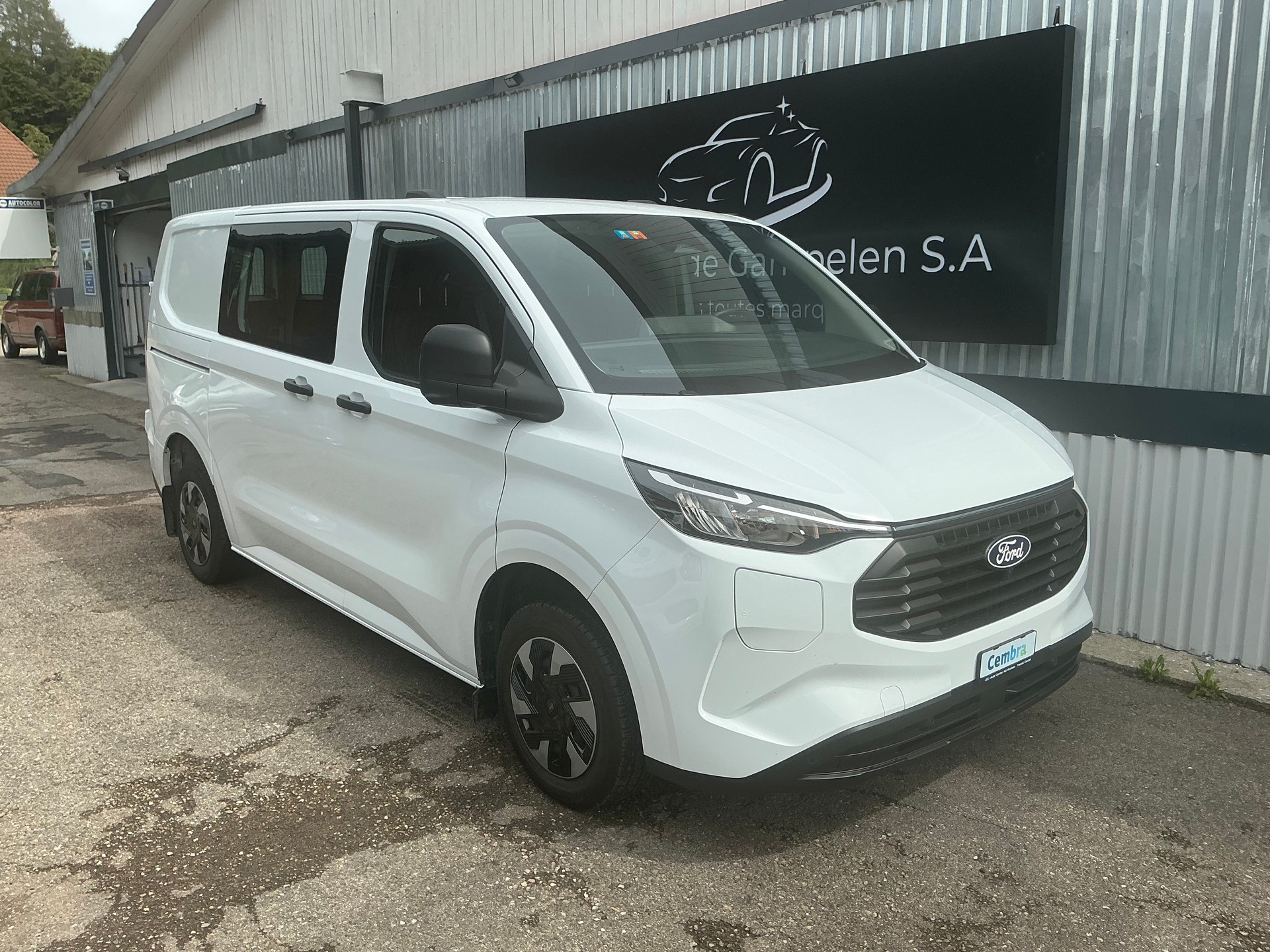 FORD Transit Custom Van PHEV 320 L1H1 MS-RT Automat-image-3