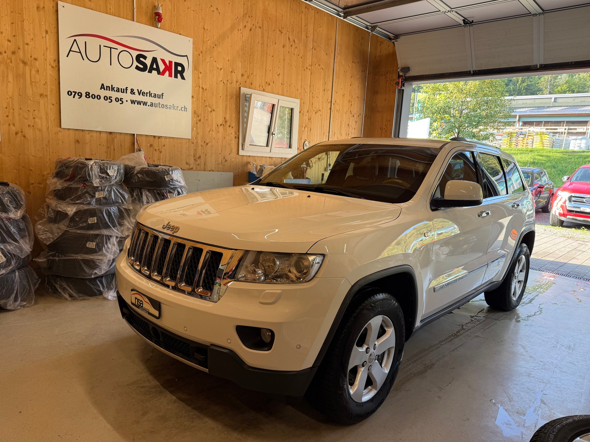 JEEP Grand Cherokee 3.0 CRD Overland Automatic-image-0