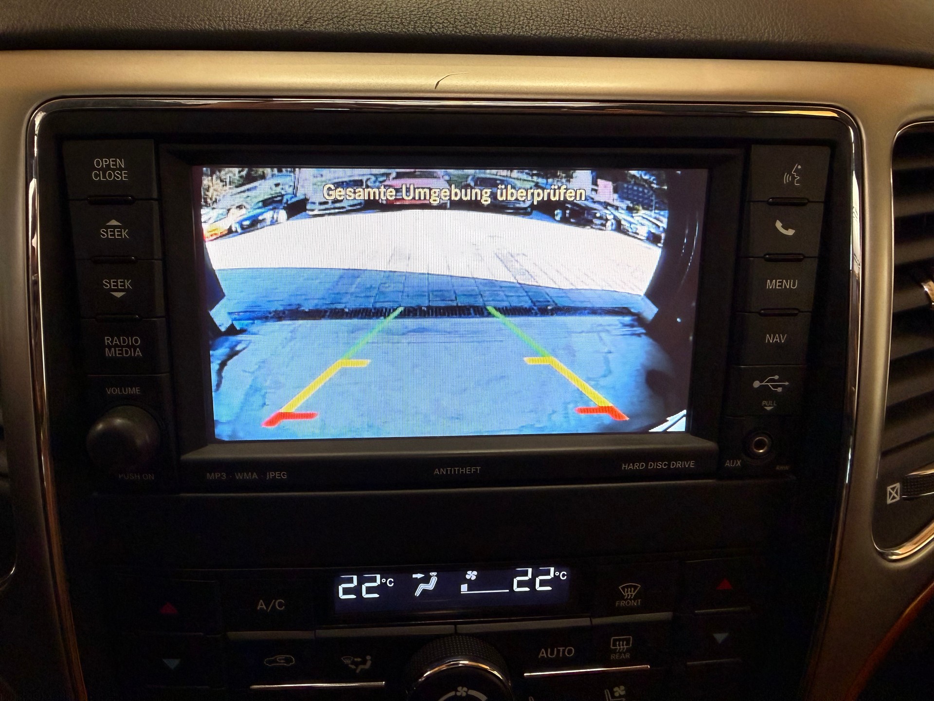 JEEP Grand Cherokee 3.0 CRD Overland Automatic-image-12