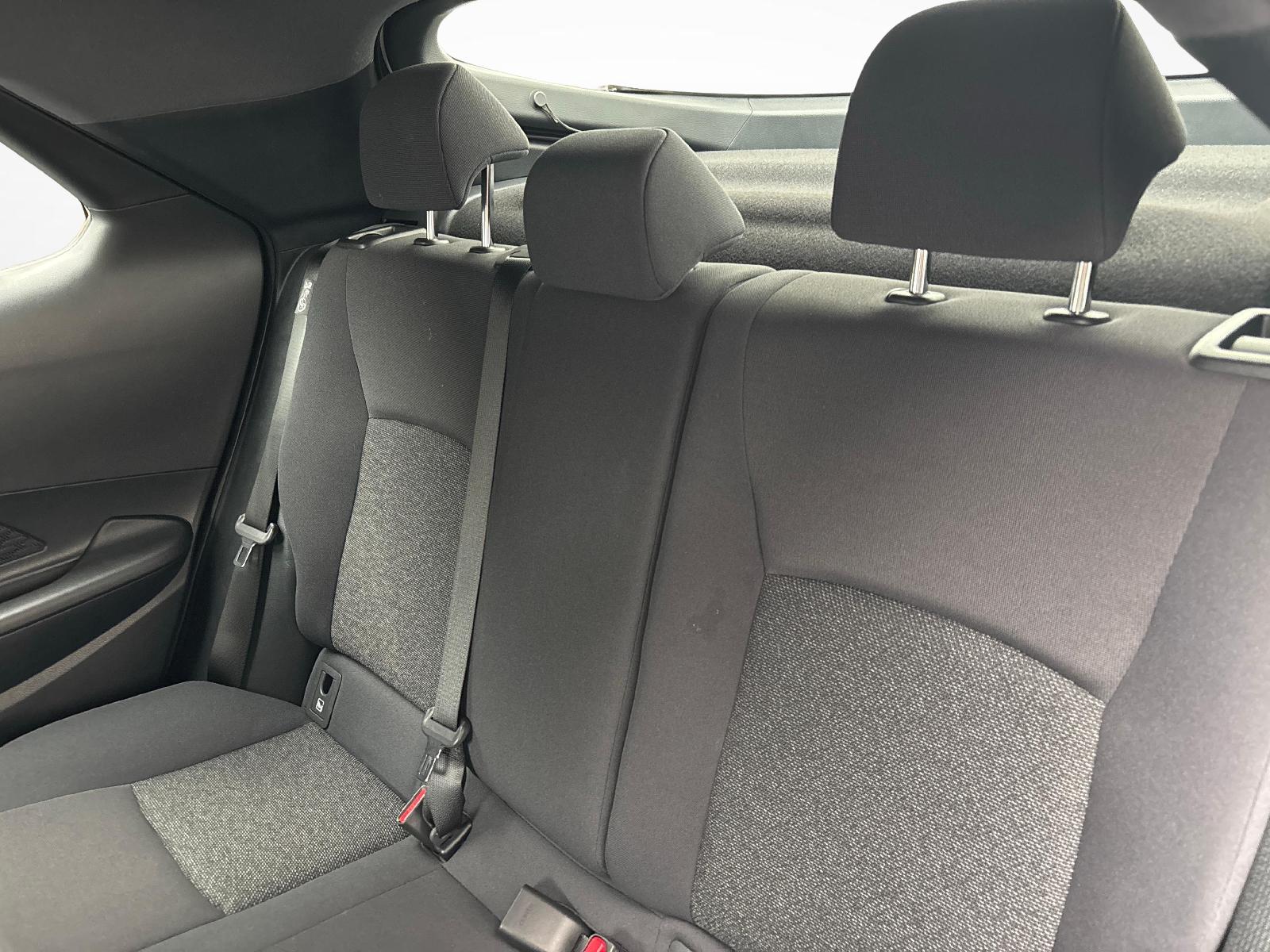 TOYOTA C-HR 1.8 HEV Comfort-image-10