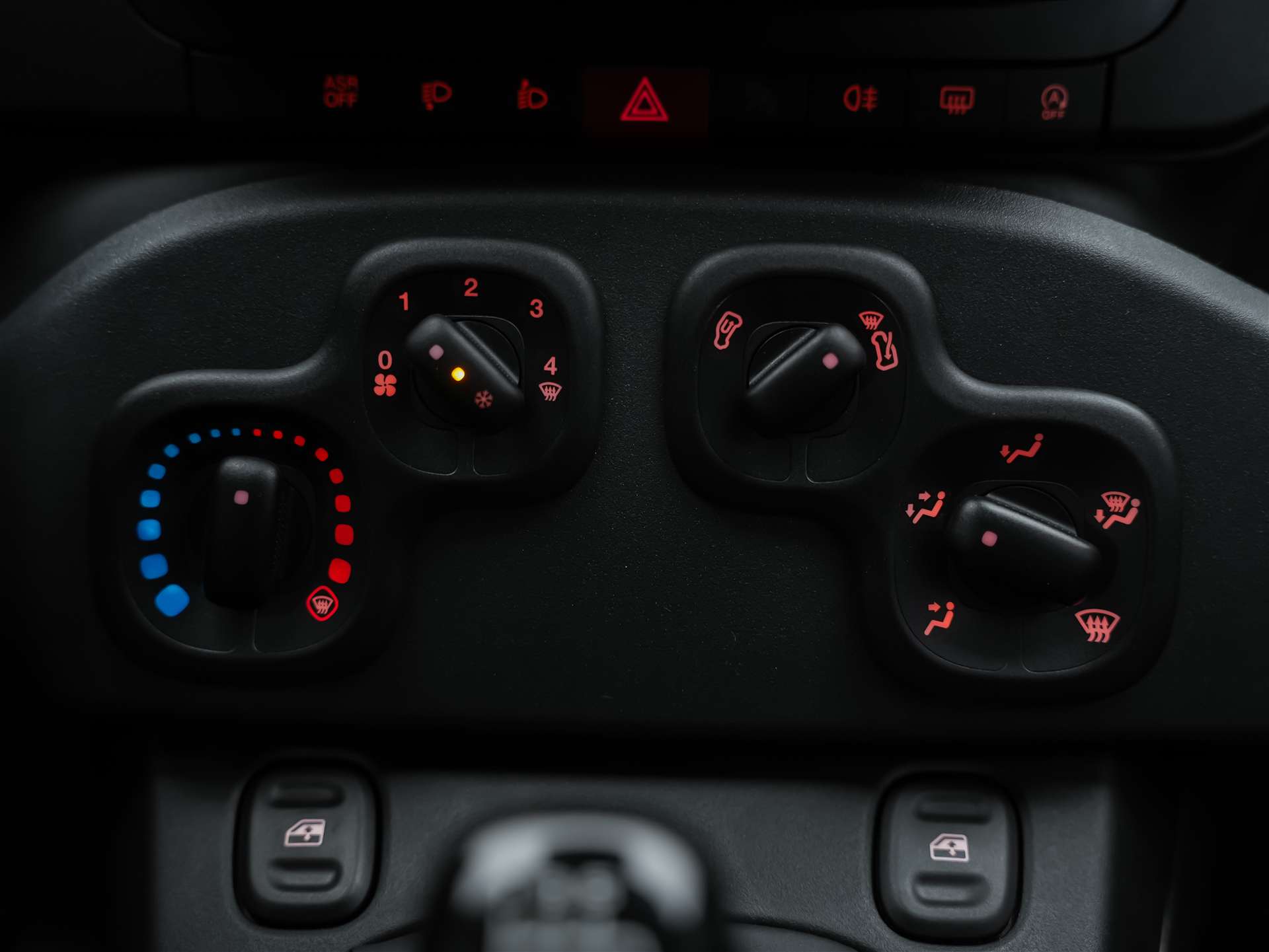 FIAT Panda 1.0 MHEV Cult *SOFORT Verfügbar*Werksgarantie*Tempomat*-image-19