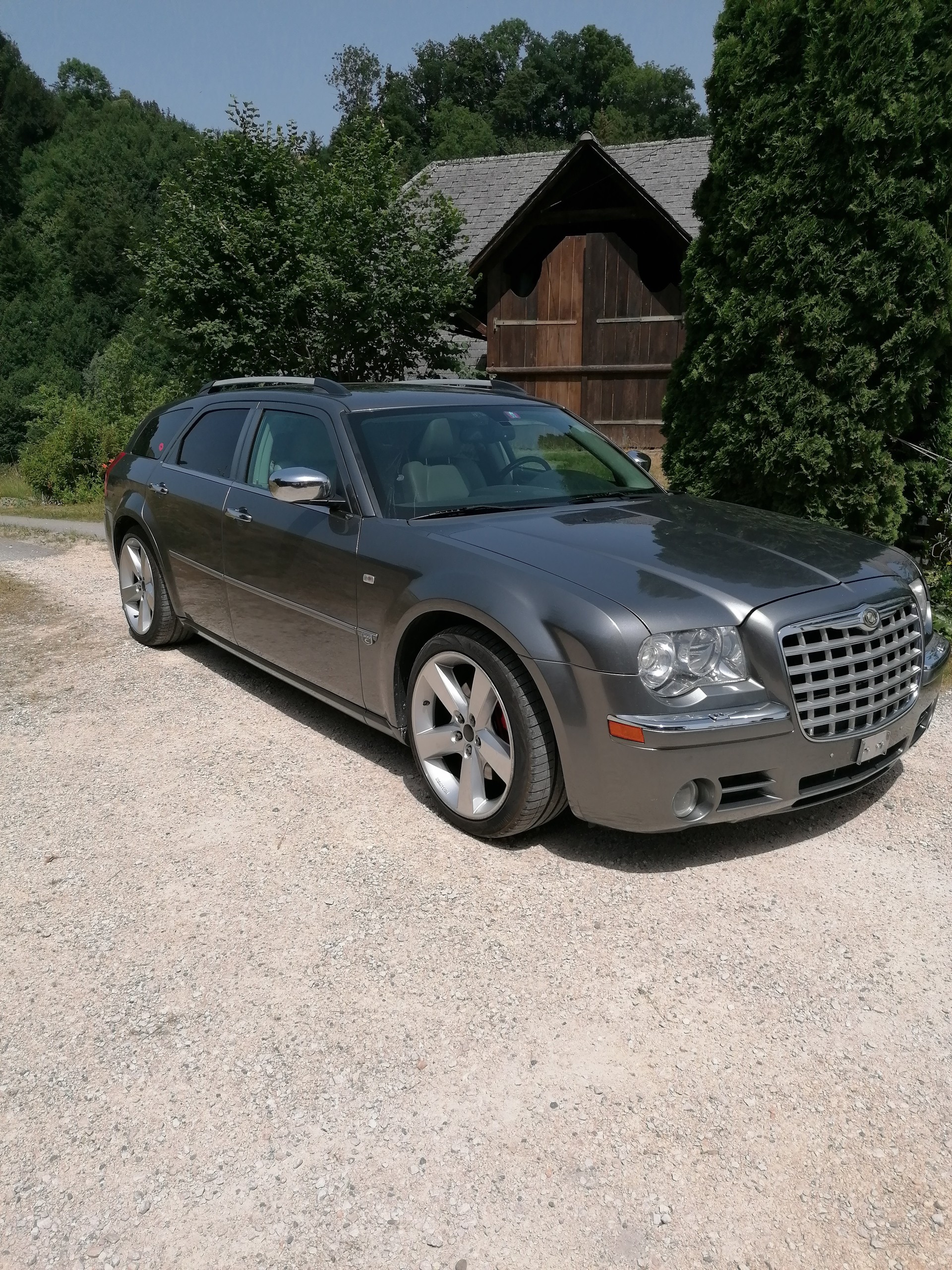 CHRYSLER 5.7 V8 HEMI AWD-image-0