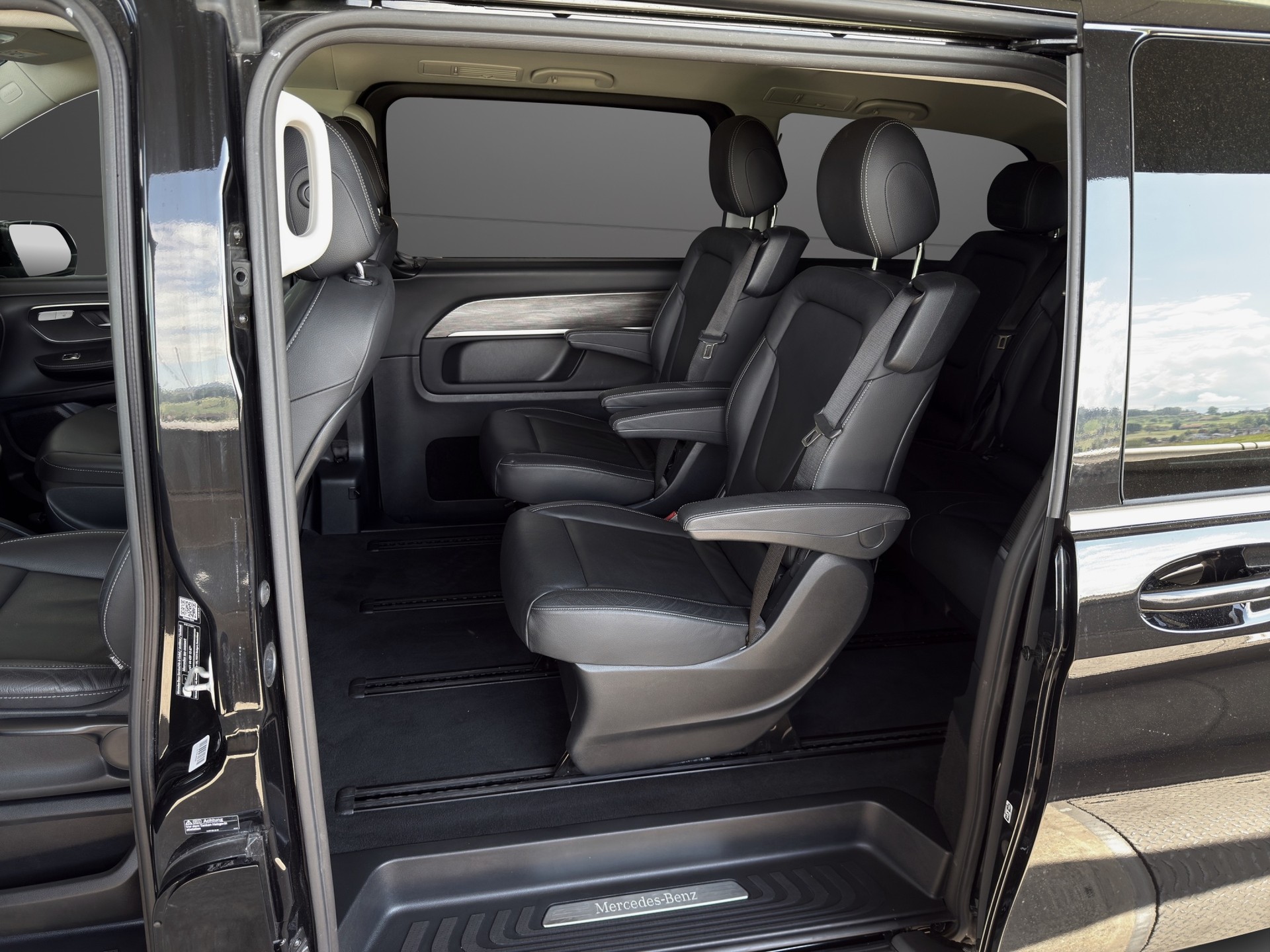 MERCEDES-BENZ V 250 d lang Avantgarde 4Matic G-Tronic-image-9